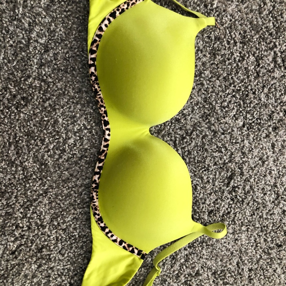 VS bra